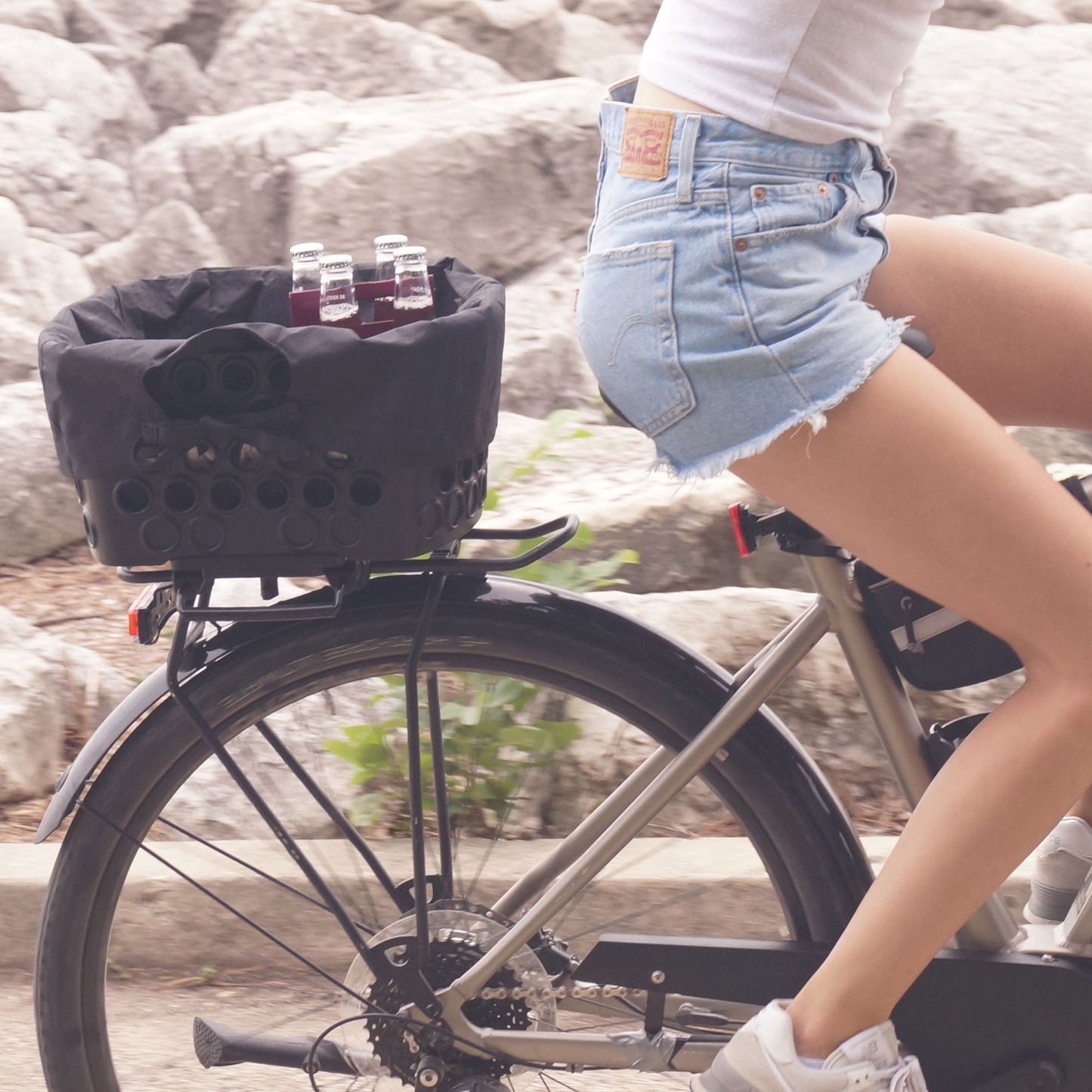 BIKASE Dairyman X Bike Basket - Universal Fit to most rear racks